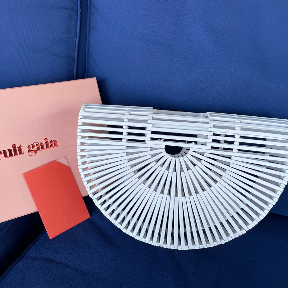 Cult Gaia Bamboo Ark Bag - Small - White